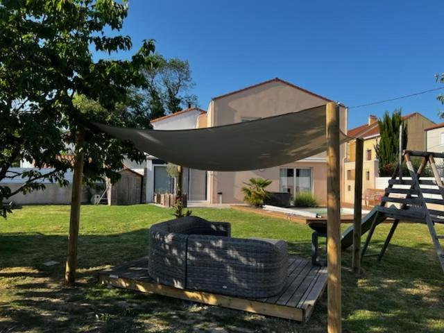 Maison Familiale 4 Chambres Avec Jardin Et Piscine Saint-Aignan-Grand-Lieu Eksteriør bilde